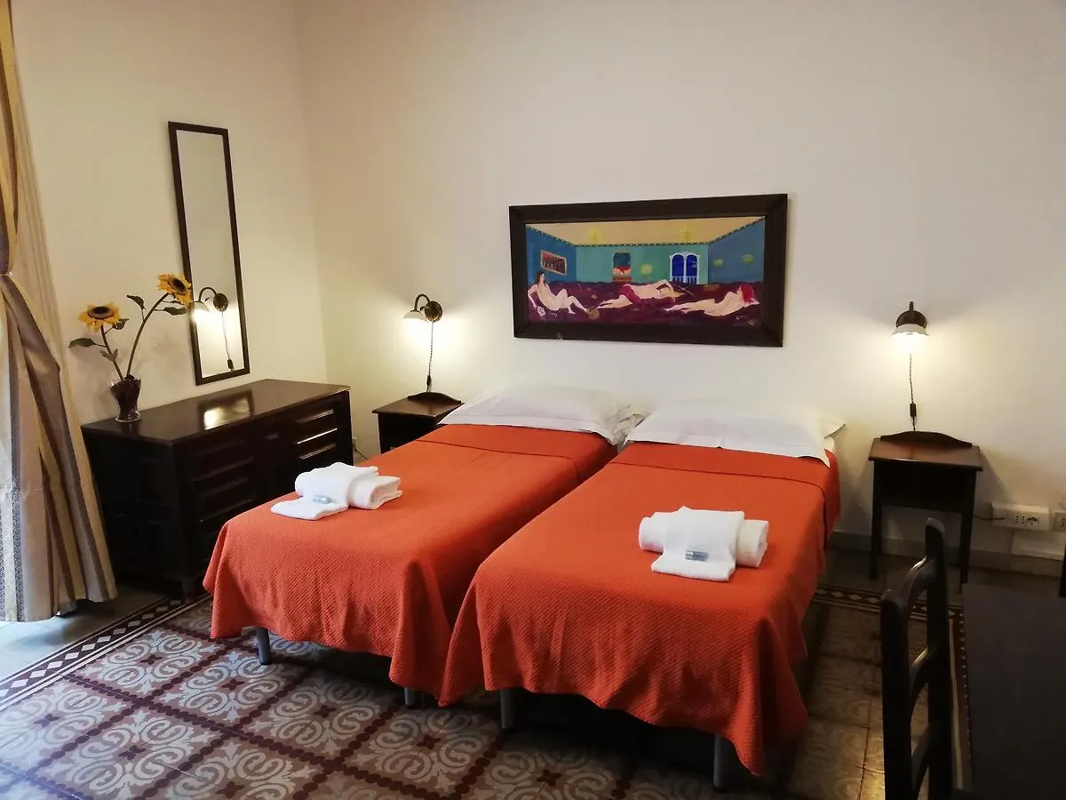 Aloi Rooms Catania 2*,  Italy