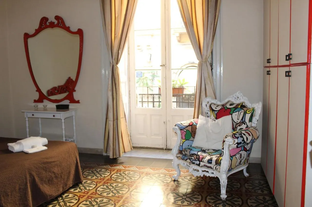 ** Bed & Breakfast Aloi Rooms Catania Italy